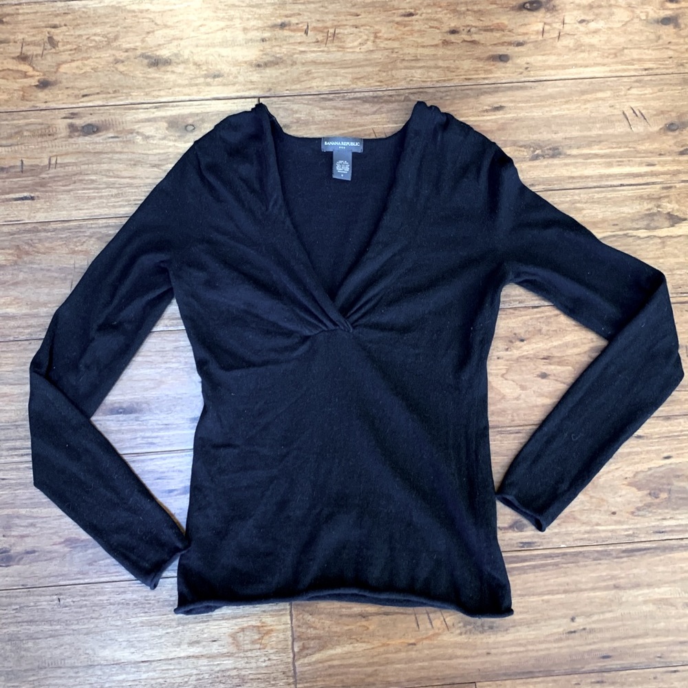 Women’s Banana Republic Black Sweater